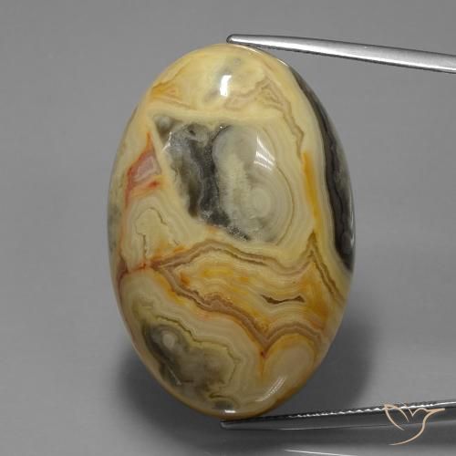 60.57ct 자연스러운 다색 벽옥, 타원형, 불투명체