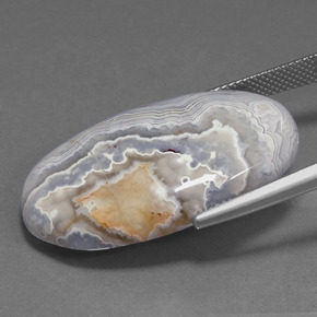 30.23캐럿 천연 멀티컬러 재스퍼, 타원형 컷, 32.4×18.8 mm, 불투명체