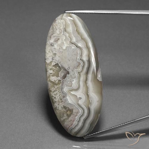 40.74ct 자연스러운 다색 벽옥, 타원형, 불투명체