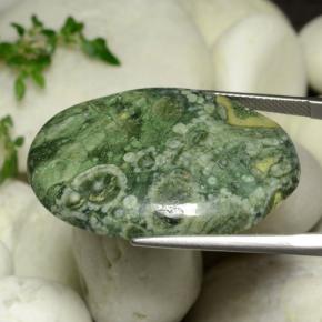 30.39캐럿 천연 멀티컬러 재스퍼, 타원형 컷, 32.8×23.4 mm, 불투명체