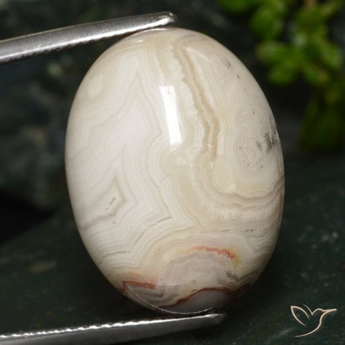 19.55ct 자연스러운 다색 벽옥, 타원형, 불투명체