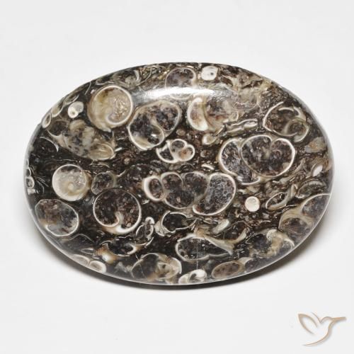 45.70ct 자연스러운 다색 벽옥, 타원형, 불투명체