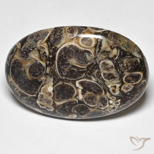 37.39ct 자연스러운 다색 벽옥, 타원형, 불투명체
