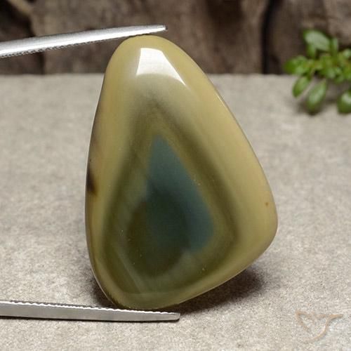 27.27ct 자연스러운 다색 벽옥, 팬시한, 불투명체