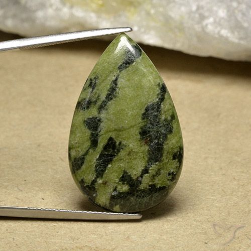 22.20ct 자연스러운 다색 벽옥, 배 모양, 불투명체