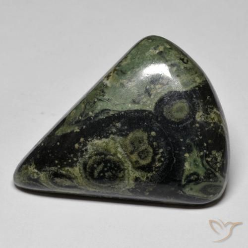 35.75ct 자연스러운 다색 벽옥, 배 모양, 불투명체