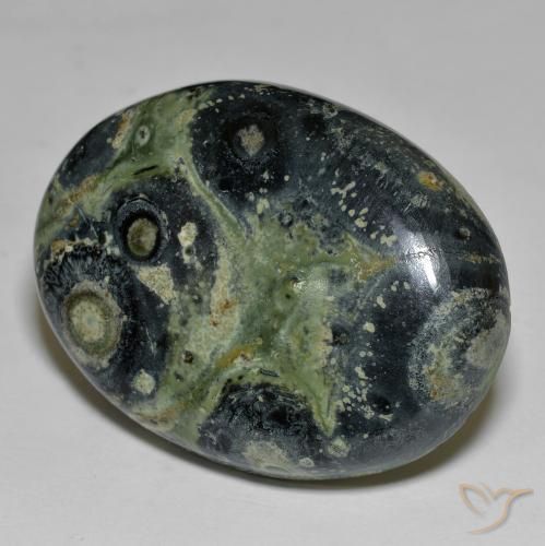 63.38ct 자연스러운 다색 벽옥, 타원형, 불투명체