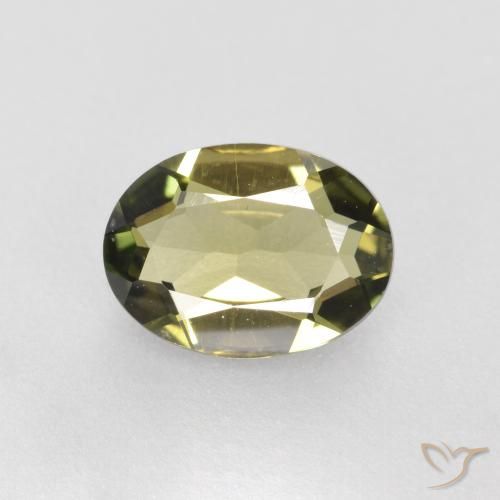 0.82ct 자연스러운 녹갈색 코너루파인, 타원형, VS