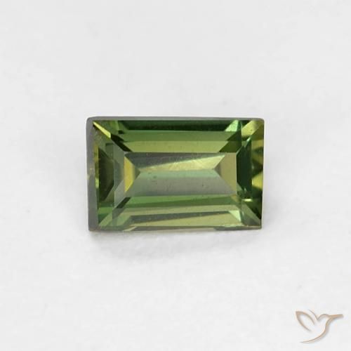 0.30ct 자연스러운 황록색 코너루파인, 바게트, VVS