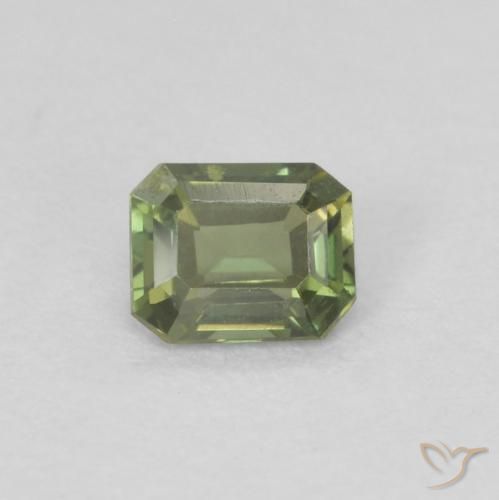 0.22ct 자연스러운 딥 어스 그린 코너루파인, 에메랄드 컷, VVS-VS
