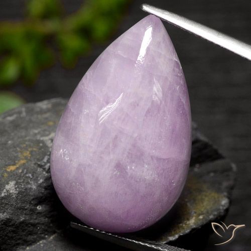38.77ct 자연스러운 연한 적자색 쿤자이트, 배 모양, 투명한