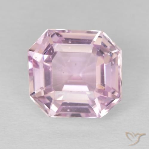 5.87ct 자연스러운 라이트 핑크 쿤자이트, 에메랄드 컷, VS