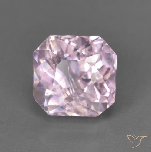 1.99ct 자연스러운 매우 밝은 라벤더 핑크 쿤자이트, 에메랄드 컷, VS