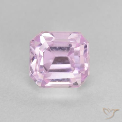 1.55ct 자연스러운 체리 핑크 톤 쿤자이트, 에메랄드 컷, VVS