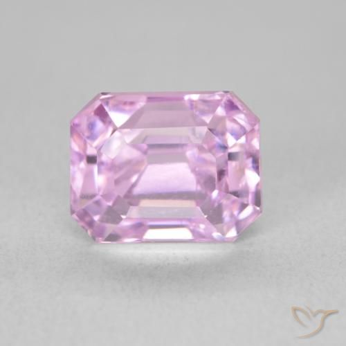 3.29ct 자연스러운 미디엄 퍼플 쿤자이트, 에메랄드 컷, VVS-VS