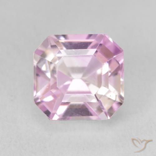 3.77ct 자연스러운 라이트 퍼플 쿤자이트, 에메랄드 컷, VVS-VS