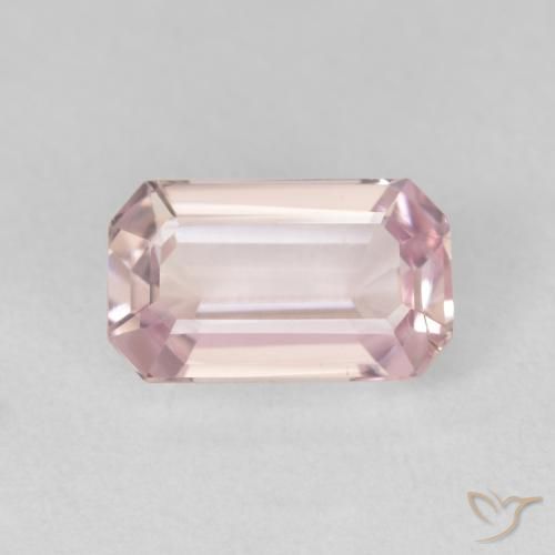 2.53ct 자연스러운 라이트 로즈 핑크 쿤자이트, 에메랄드 컷, VS