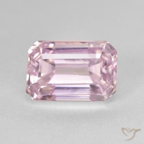 6.66ct 자연스러운 라이트 핑크 쿤자이트, 에메랄드 컷, VS