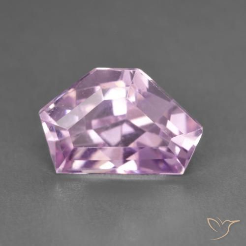 3.82ct 자연스러운 체리 핑크 쿤자이트, 팬시한, VS