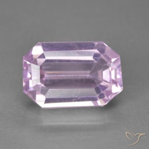 7.61ct 자연스러운 Medium Light-Pink 쿤자이트, 에메랄드 컷, VVS