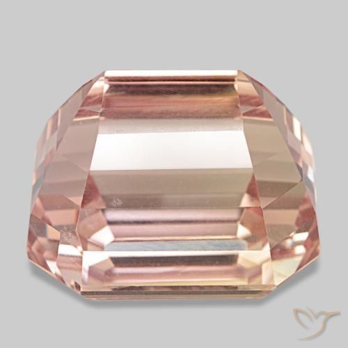 145.50캐럿 천연 미디엄 핑크 쿤자이트, 에메랄드 컷, 28.8×25.2 mm, VVS