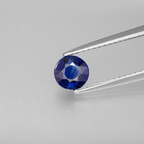 0.71캐럿 천연 딥 블루 카이아나이트, 라운드 컷, 5.40 mm, VS