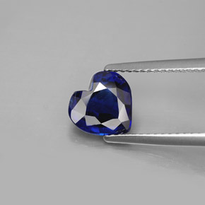 2.07캐럿 천연 블루 카이아나이트, 하트 모양, 7.9×7.7 mm, VS-SI
