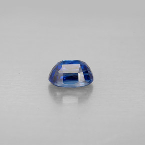 0.80캐럿 천연 블루 카이아나이트, 타원형 컷, 6.1×4.2 mm, VS