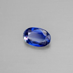 0.58캐럿 천연 딥 블루 카이아나이트, 타원형 컷, 6.2×4.1 mm, VS-SI