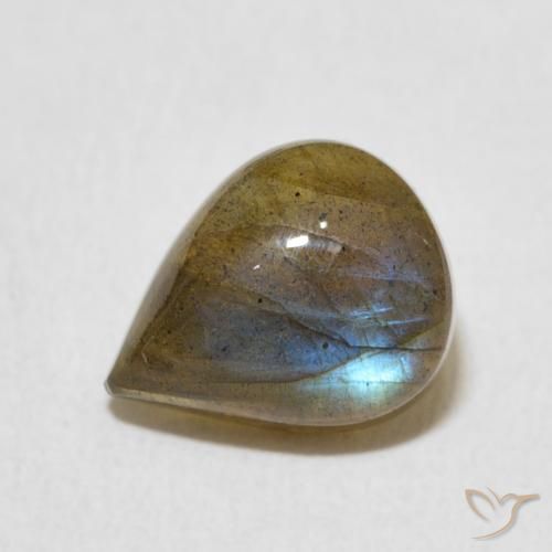 2.77ct 자연스러운 다색 조회 장석, 배 모양, 투명한
