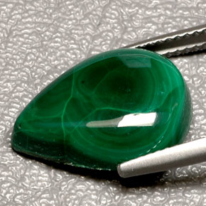 11.44캐럿 천연 여러 가지 빛깔의 녹색 말라카이트, 배 모양, 17×12.3 mm, 불투명체