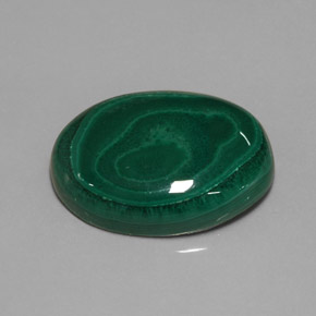 29.59캐럿 천연 여러 가지 빛깔의 녹색 말라카이트, 타원형 컷, 23.4×17.2 mm, 불투명체