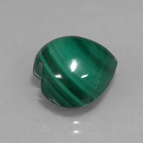 10.71캐럿 천연 여러 가지 빛깔의 녹색 말라카이트, 하트 모양, 13×12.8 mm, 불투명체