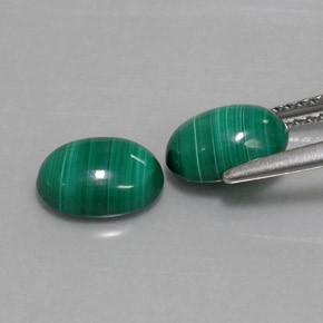 캐럿 천연 여러 가지 빛깔의 녹색 공작석 보석, 타원형 컷, 불투명체