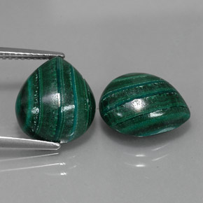 캐럿 천연 여러 가지 빛깔의 녹색 공작석 보석, 배 모양, 불투명체