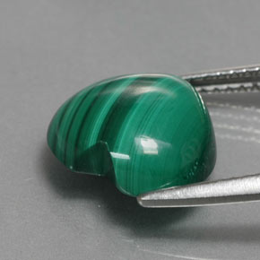 5.31캐럿 천연 여러 가지 빛깔의 녹색 말라카이트, 하트 모양, 11.1×10.8 mm, 불투명체