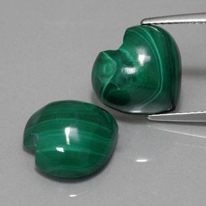 캐럿 천연 여러 가지 빛깔의 녹색 공작석 보석, 하트 모양, 불투명체