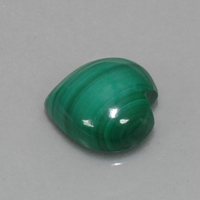 7.84캐럿 천연 여러 가지 빛깔의 녹색 말라카이트, 하트 모양, 13×12.7 mm, 불투명체