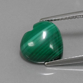 4.91캐럿 천연 여러 가지 빛깔의 녹색 말라카이트, 하트 모양, 11×10.6 mm, 불투명체