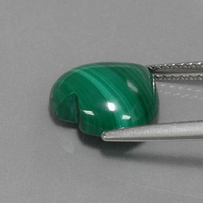 4.91캐럿 천연 여러 가지 빛깔의 녹색 말라카이트, 하트 모양, 11×10.6 mm, 불투명체