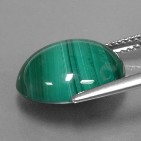 10.31캐럿 천연 여러 가지 빛깔의 녹색 말라카이트, 타원형 컷, 13.8×12 mm, 불투명체