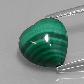 7.34캐럿 천연 여러 가지 빛깔의 녹색 말라카이트, 하트 모양, 11.3×11.1 mm, 불투명체
