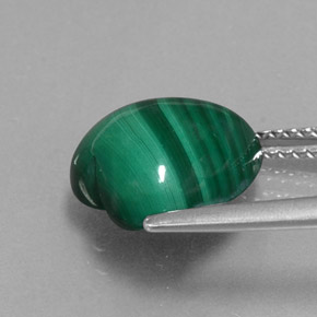7.34캐럿 천연 여러 가지 빛깔의 녹색 말라카이트, 하트 모양, 11.3×11.1 mm, 불투명체