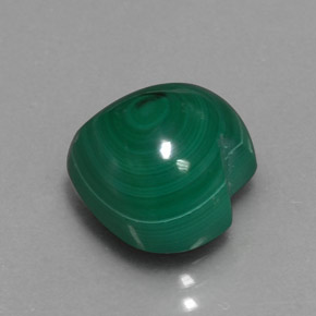 7.41캐럿 천연 Medium Green    말라카이트, 하트 모양, 11.1×10.8 mm, 불투명체