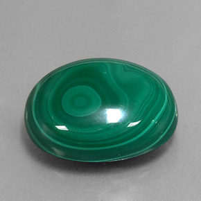 21.79캐럿 천연 여러 가지 빛깔의 녹색 말라카이트, 타원형 컷, 18.1×15.2 mm, 불투명체