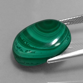 16.61캐럿 천연 여러 가지 빛깔의 녹색 말라카이트, 타원형 컷, 17.2×14.1 mm, 불투명체