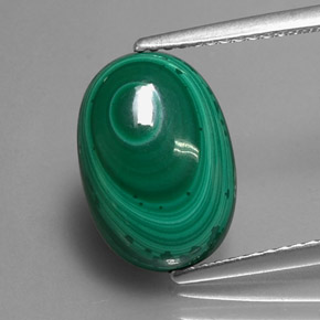 6.72캐럿 천연 여러 가지 빛깔의 녹색 말라카이트, 타원형 컷, 13.3×9.2 mm, 불투명체