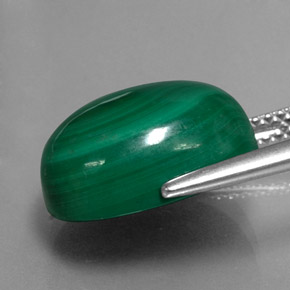 13.04캐럿 천연 여러 가지 빛깔의 녹색 말라카이트, 타원형 컷, 13.9×11.3 mm, 불투명체