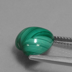 5.81캐럿 천연 여러 가지 빛깔의 녹색 말라카이트, 하트 모양, 10.2×9.9 mm, 불투명체