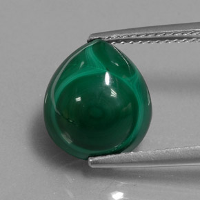 8.20캐럿 천연 여러 가지 빛깔의 녹색 말라카이트, 배 모양, 12.1×10.2 mm, 불투명체
